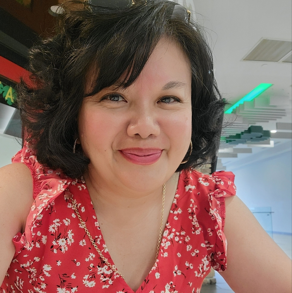 Meet your Posher, Rochelle